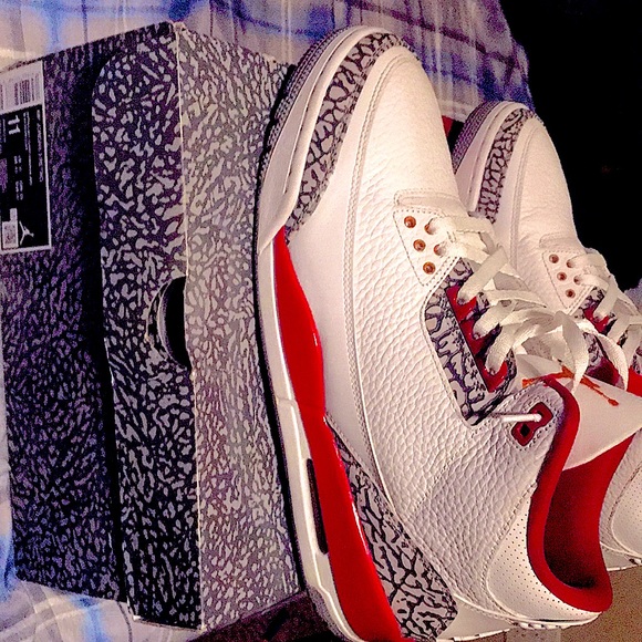 Jordan 3 cardinal red